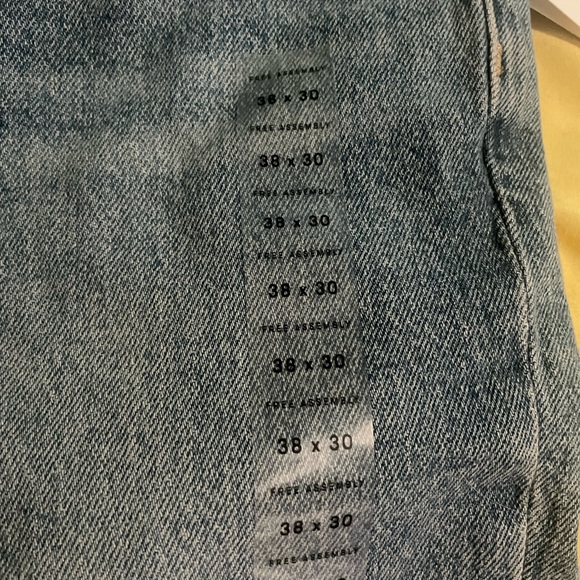 *NWT* Walmart Young Men’s Free Assembly Jeans Size 38 x 30 - Picture 4 of 6